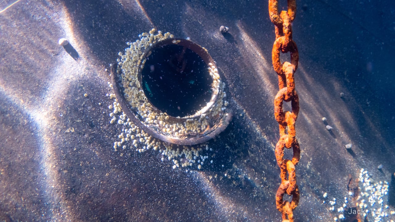 Porthole and chain