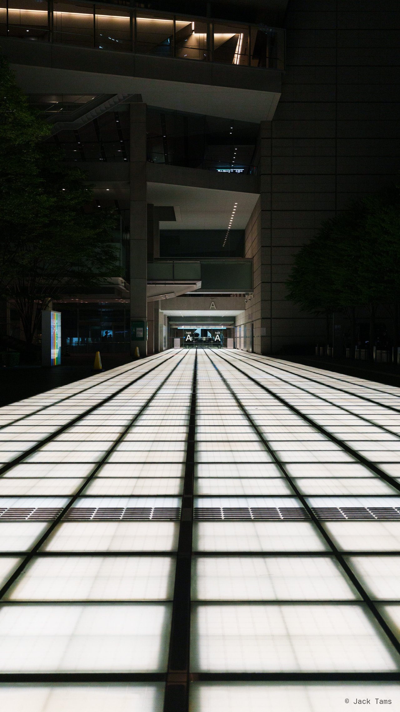 Corridor of light