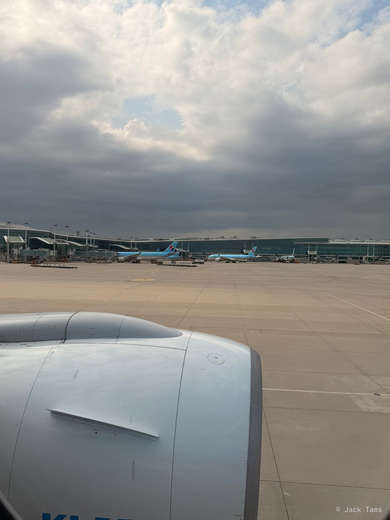 On stand at Incheon Terminal 2, three minutes early.