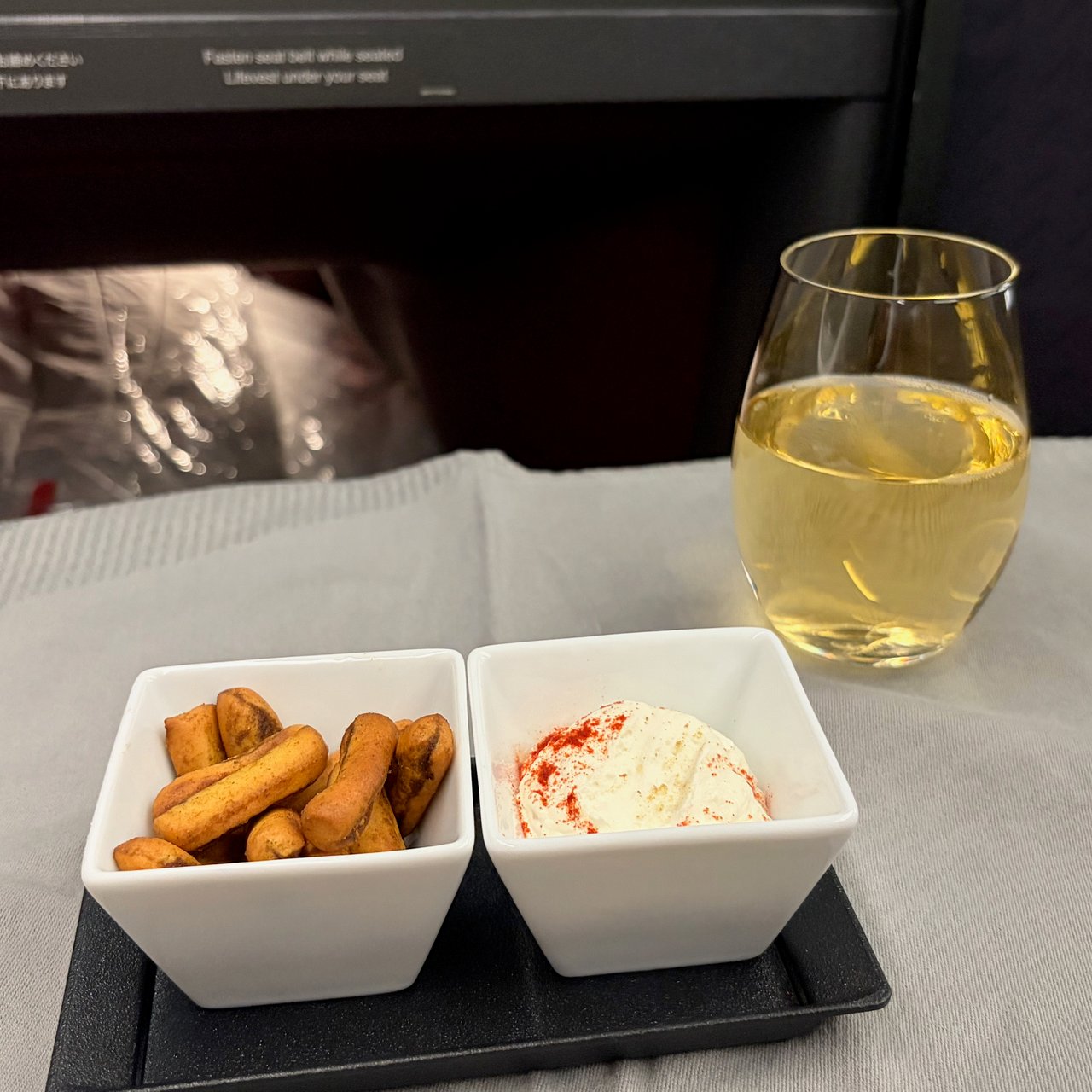 White Wine and what I seem to remember was a Horseradish Creamcheese combo.