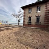Hospital island