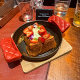 Strawberry honey toast